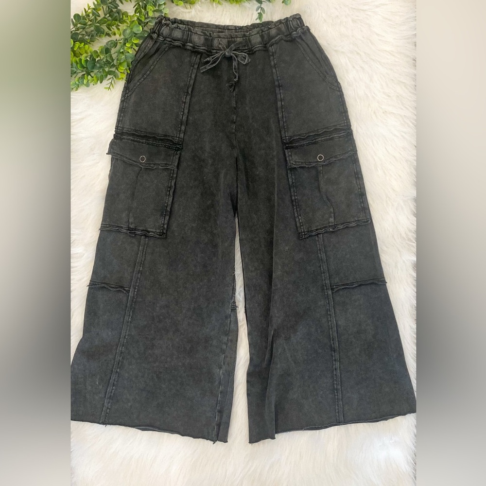 Black wide leg utility pants